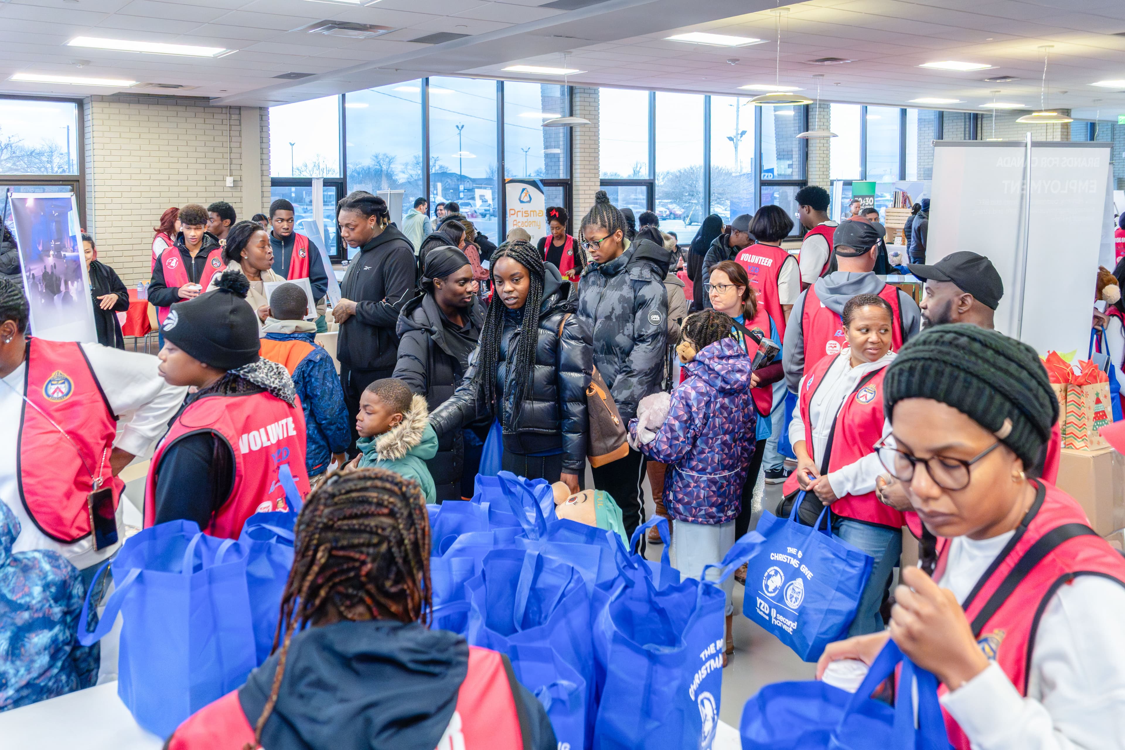 2025 Big Christmas Give Event - Photo 25